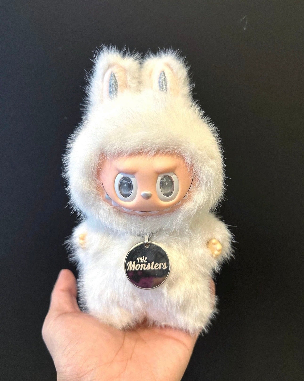 THE MONSTERS - Mini White ANGEL IN CLOUDS Vinyl Doll